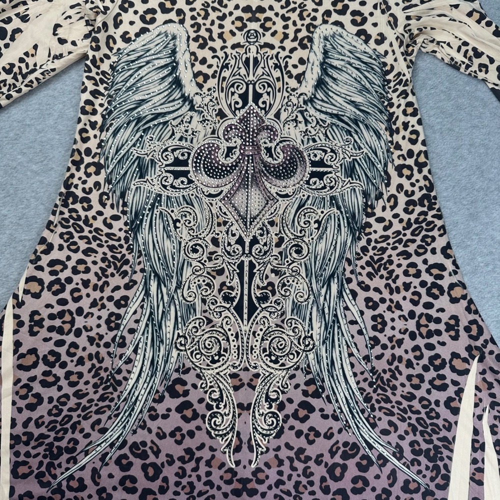 Leopard Print Tunic Top Size M Rhinestone Angel Wing Fleur-de-lis Sharkbite Y2K - Picture 4 of 9